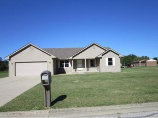 158 Chad Ln, Versailles, IN 47042