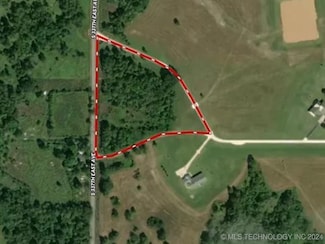 4 N4160 Rd, Porter, OK 74454