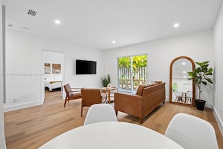 817 Tequesta St Unit 3, Fort Lauderdale, FL 33312