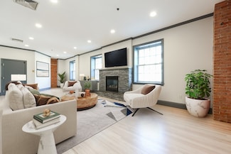515 Centre St Unit 2, Newton, MA 02458