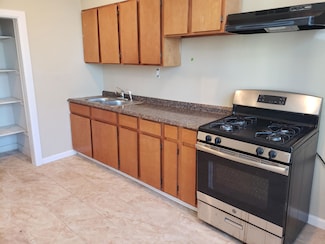 309 Martin Luther King Blvd, Jc, Greenville, NJ 07305