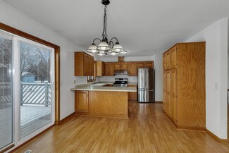 1712 Casselberry Rd, Saint Cloud, MN 56303