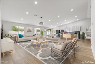 2620 E Harmon Ave, Las Vegas, NV 89121