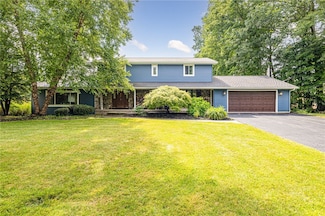 271 Belvista Dr, Rochester, NY 14625