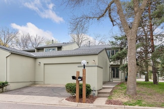 11021 Abbott Ln, Hopkins, MN 55343