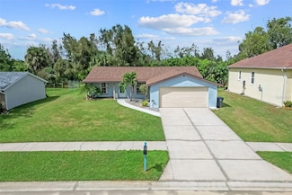 542 Red Mangrove Ln, Apollo Beach, FL 33572