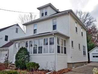 2621 van Hise Ave, Madison, WI 53705