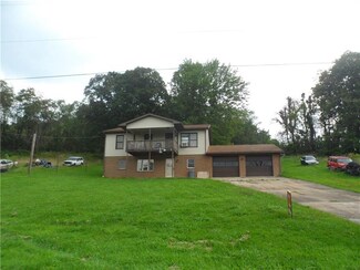 911 Mcintyre Rd, Shelocta, PA 15774