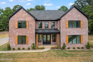 1474 Tributary Dr, Hernando, MS 38632