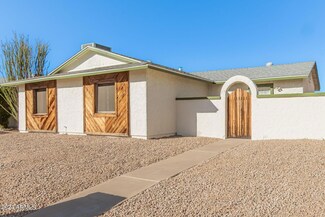 5236 W Mauna Loa Ln, Glendale, AZ 85306