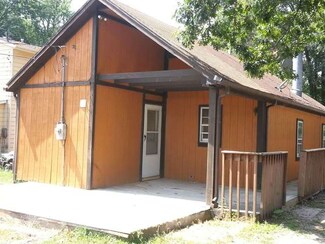 4120 East Dr, Wonder Lake, IL 60097
