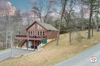1108 Twin Falls Ln, Byrdstown, TN 38549