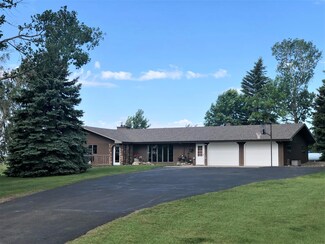 2924 21st St NE, Harvey, ND 58341