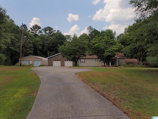1844 Center Hill Rd, Sylacauga, AL 35150