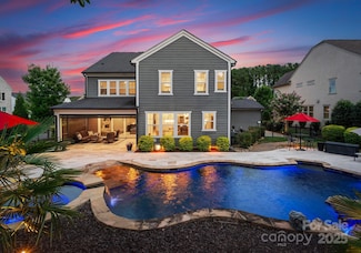 9043 Golden Rock Ln, Huntersville, NC 28078