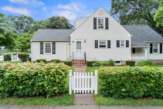 315 Henry St, Manchester, CT 06042