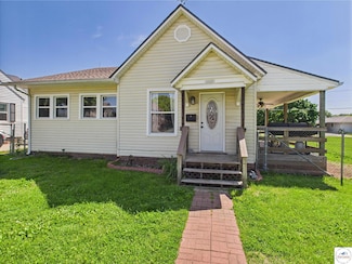 1407 N Main St, Higginsville, MO 64037