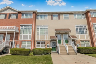 116 Surf Dr Unit 465, Bronx, NY 10473