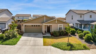 2520 S Spruce St, Visalia, CA 93292