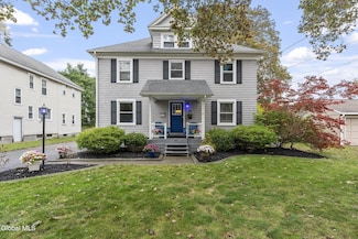 27 Long Ave, Schenectady, NY 12304