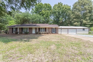 56 Kerry Ln, Montgomery, AL 36108