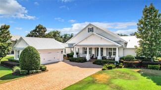 434 Long And Winding Rd, Howey In the Hills, FL 34737