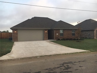 2311 Norwood St, Sherman, TX 75092