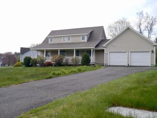 117 Cherry Ln, Amherst, MA 01002