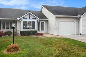 14682 Anchor Ct, Holland, MI 49424