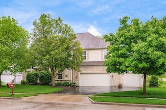 7985 Eric Ct, Lewis Center, OH 43035