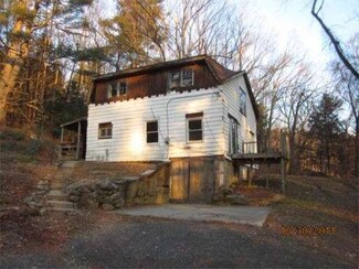135 Highland Ave, Russell, MA 01071
