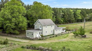 30065 Back Creek Rd, Hacks Neck, VA 23358