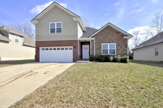 333 Chase Dr, Clarksville, TN 37043
