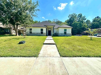 6804 Broadleaf Dr, Beaumont, TX 77708