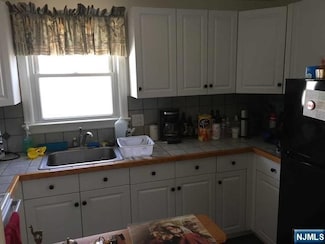 244 David Hooper Place Unit 2nd.floor, Westwood, NJ 07675