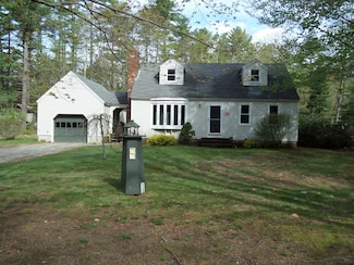 365 Country Club 3 Rd, Sanford, ME 04073