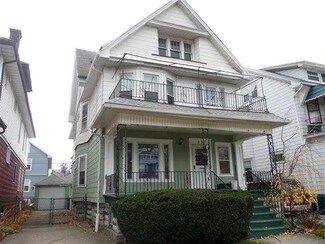 23 Roanoke Pkwy, Buffalo, NY 14210