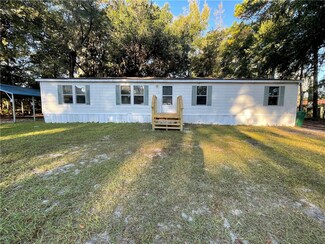 901 Market St, Darien, GA 31305