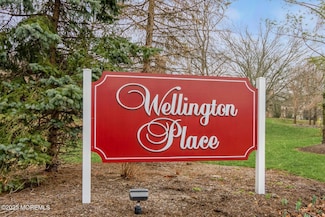 802 Wellington Place, Matawan, NJ 07747