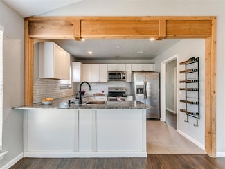 605 SE 34th St, Moore, OK 73160