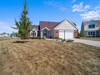 3514 Winding River Ct, Fort Wayne, IN 46818
