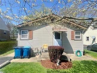 541 Spring St, Struthers, OH 44471