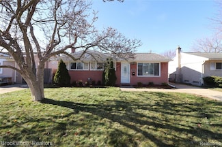 830 Denice St, Westland, MI 48186