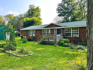 33961 W Huckleberry Lake Rd Unit 33961, Trout Lake, MI 49793