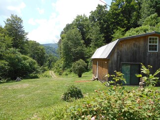 677 Avalon Way, Sandstone, WV 25951