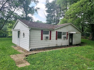 12651 E 1025 S, Oakland City, IN 47660