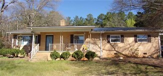 2307 Harris Henrietta Rd, Mooresboro, NC 28114