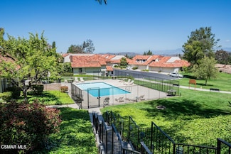 632 White Oak Ln, Newbury Park, CA 91320