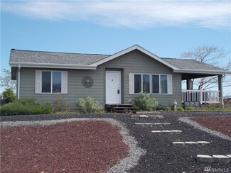 201 Sunshine Cir SW, Mattawa, WA 99349