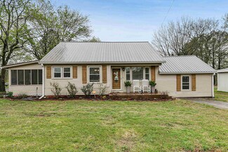 355 N Bells St, Alamo, TN 38001